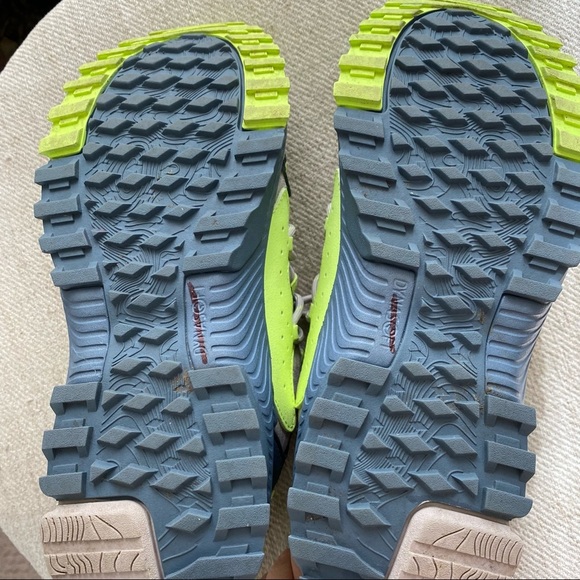 Free People New Balance Shando Sneakers - Picture 9 of 9